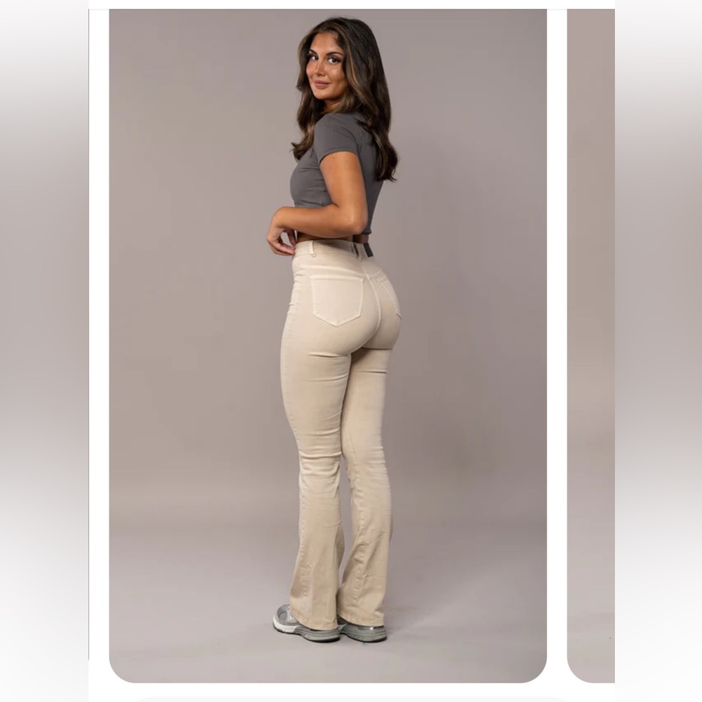 FITJEANS Women's Light Beige flared jeans